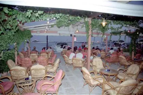 Hotel Dolphin