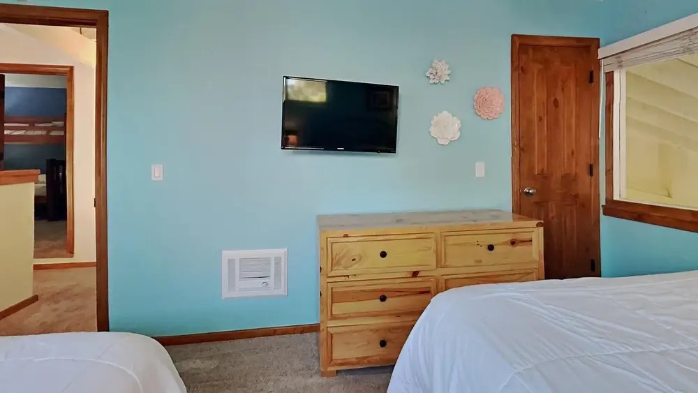 651 4 Bedroom Home