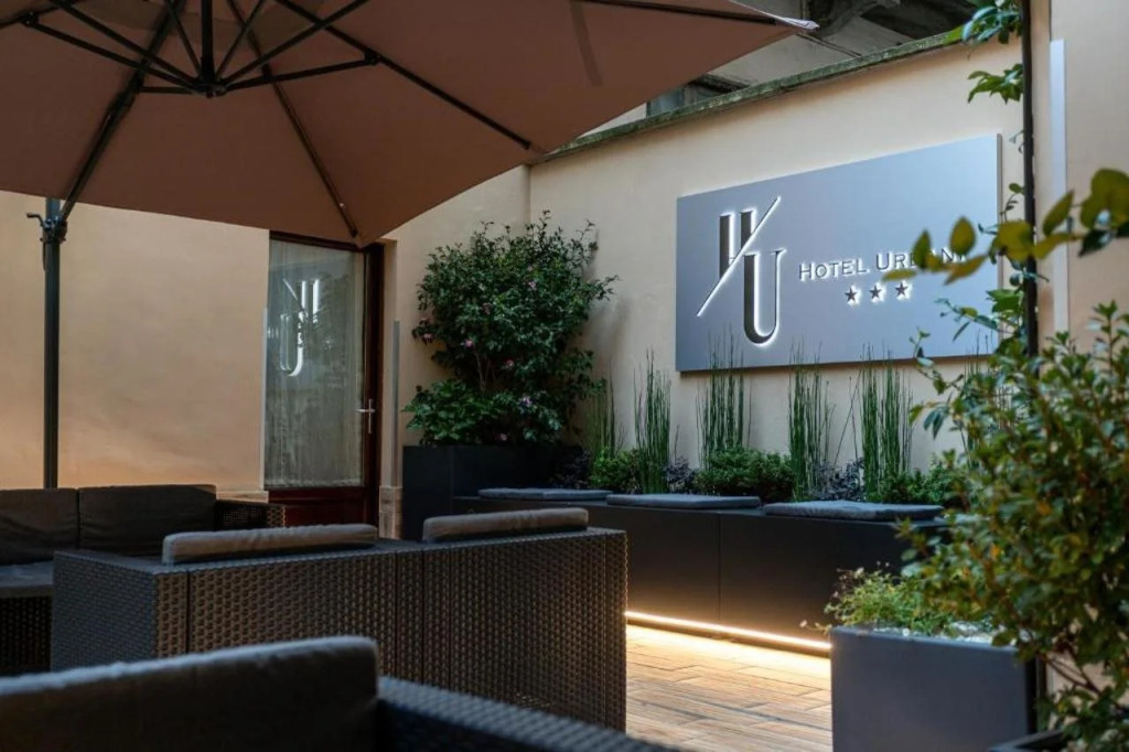 Hotel Urbani