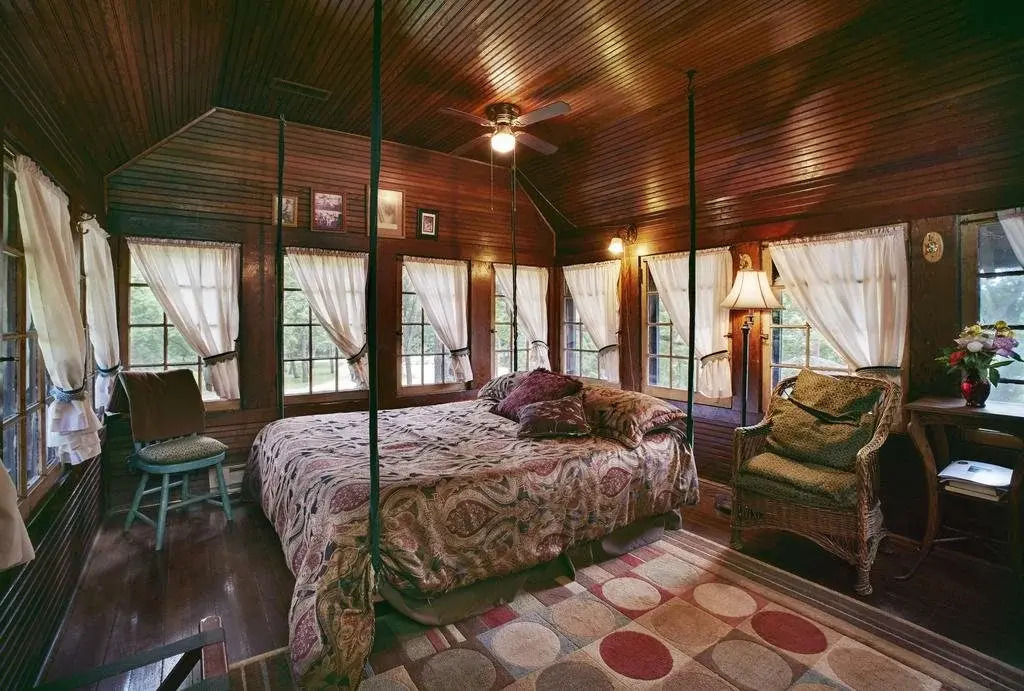 Spicer Castle
