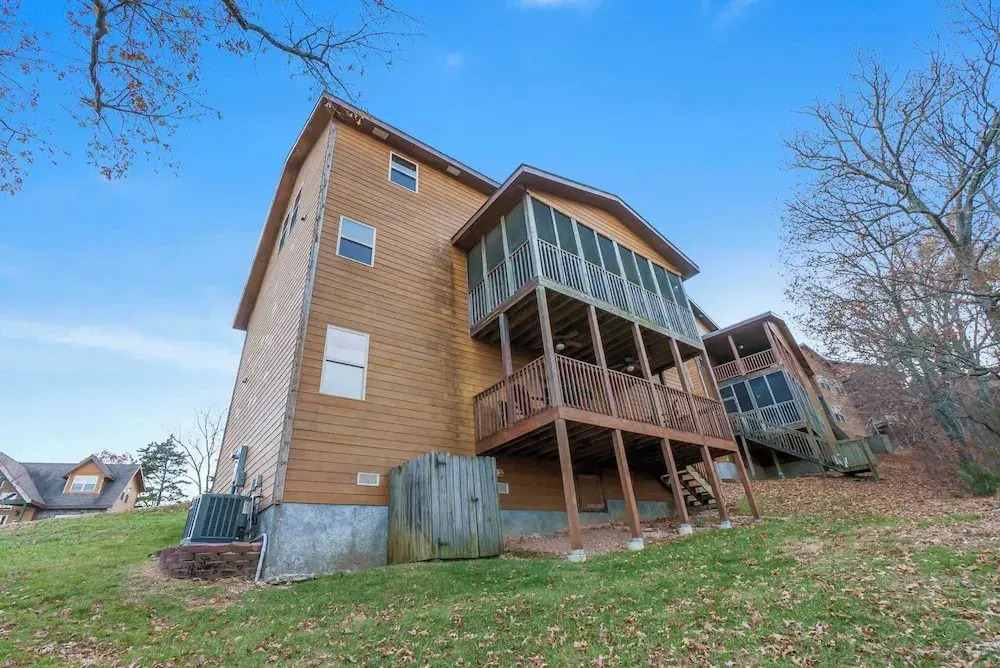 Kemper's Cabin by Silver Dollar City - Ideally Located