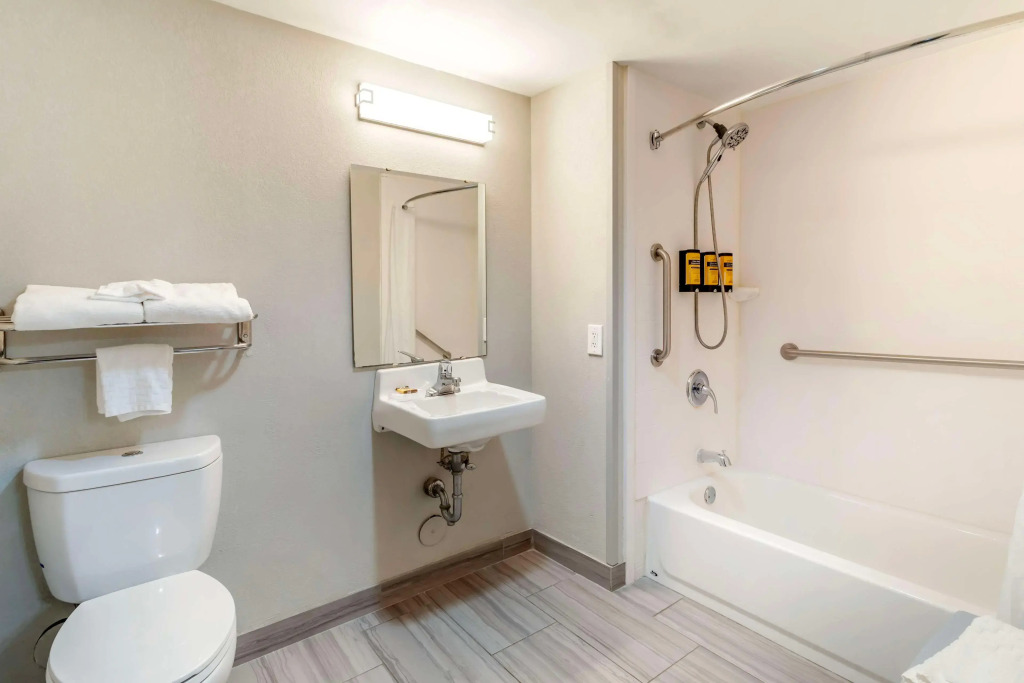 Best Western Plus Knoxville Cedar Bluff
