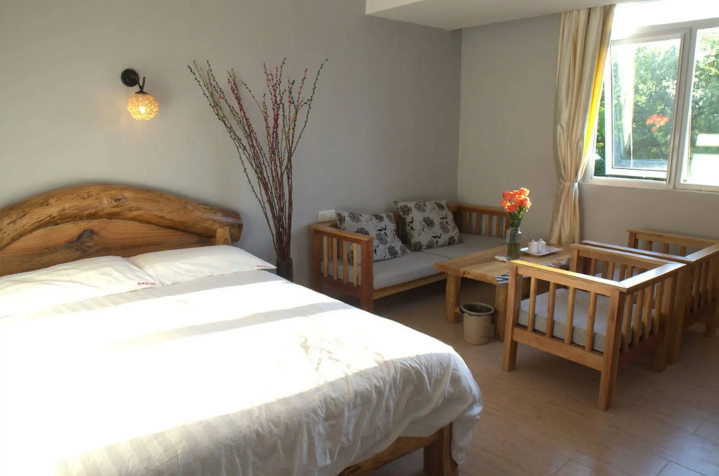 Lijiang Moon Hotel - Guilin East and West Lane Two Rivers and Four Lakes Scenic Area