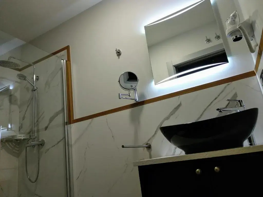 Hostal Canton Plaza