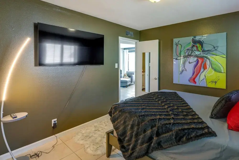 Scottsdale Condo w/ Community Pool Access!