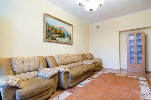 Three Bedrooms Apartment,   Doroshenka ,57