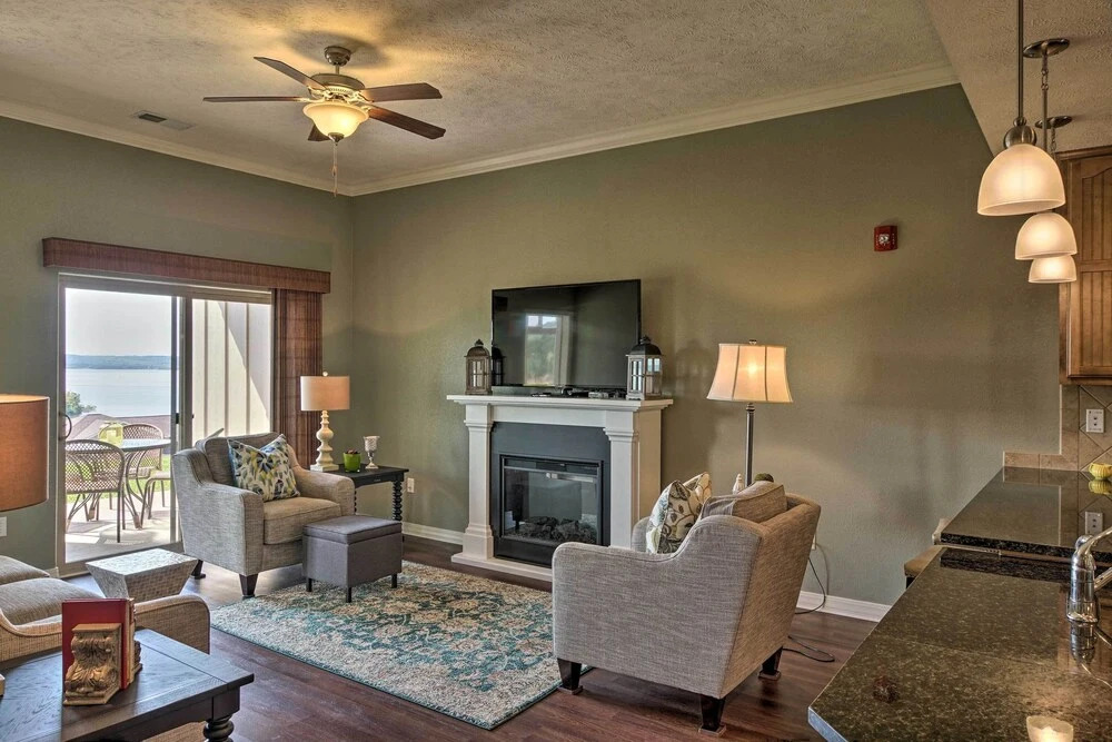 Branson Condo w/ Table Rock Lake Views, Near Strip
