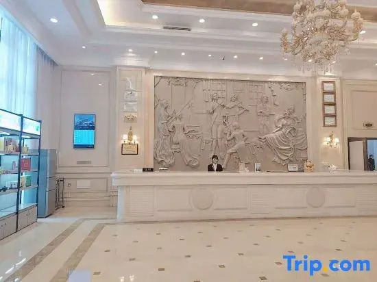 Vienna International Hotel Zhanjiang North Railway Station Dingsheng Plaza