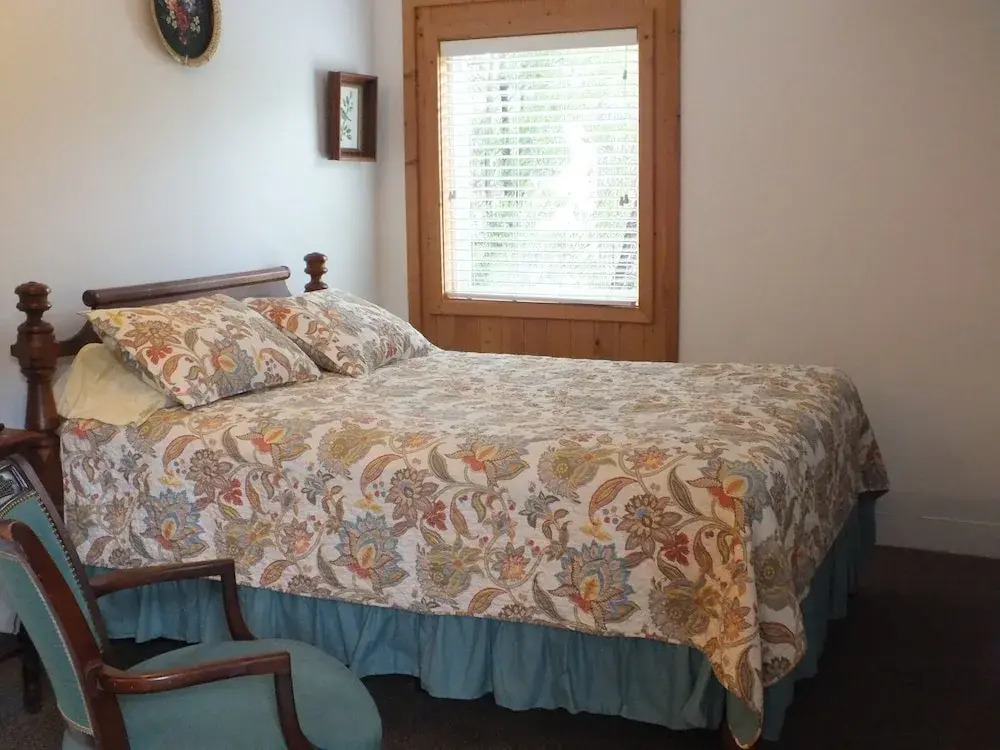 Scarborough Inn
