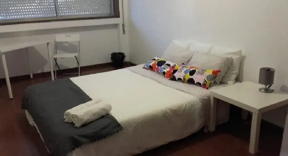 Aslep, Private Rooms in a Hostel