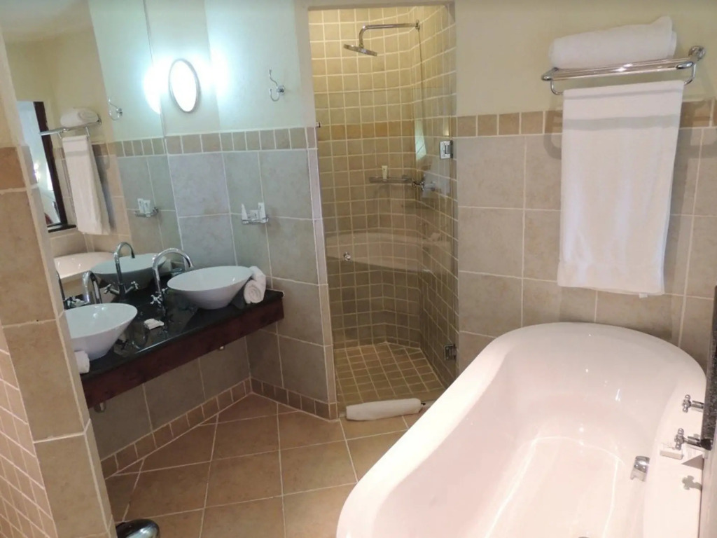 The David Livingstone Safari Lodge & Spa