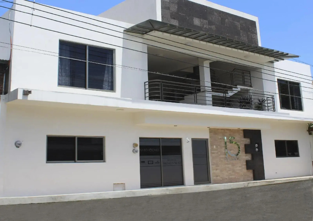 15 AVENIDA