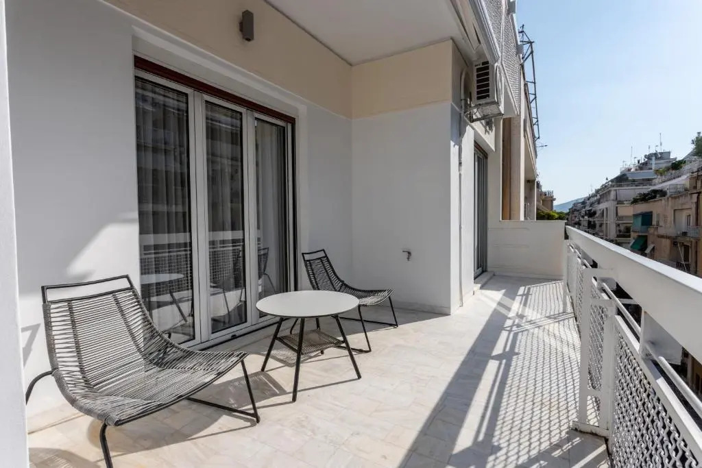 Exquisite HiEnd 3bdr 4th flr Top Kolonaki spot