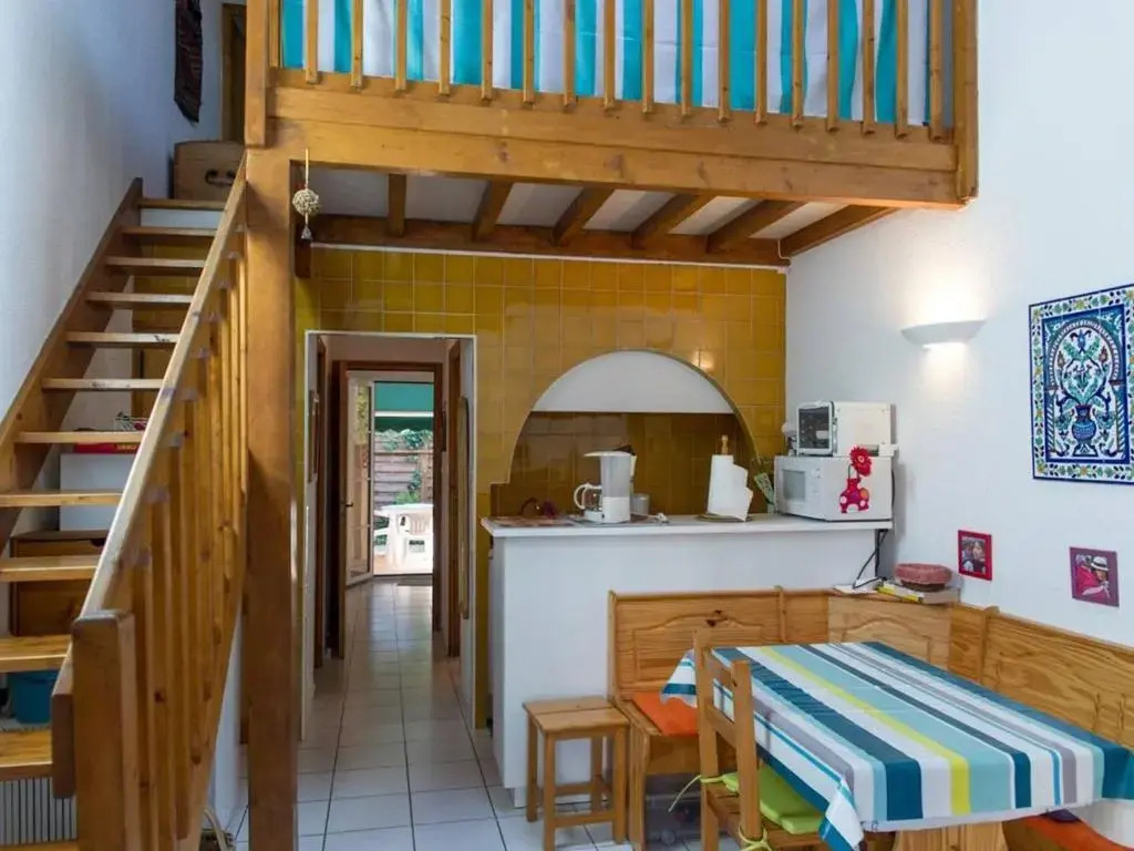 Appartement Argelès-sur-Mer, 4 pièces, 6 personnes - FR-1-225-695