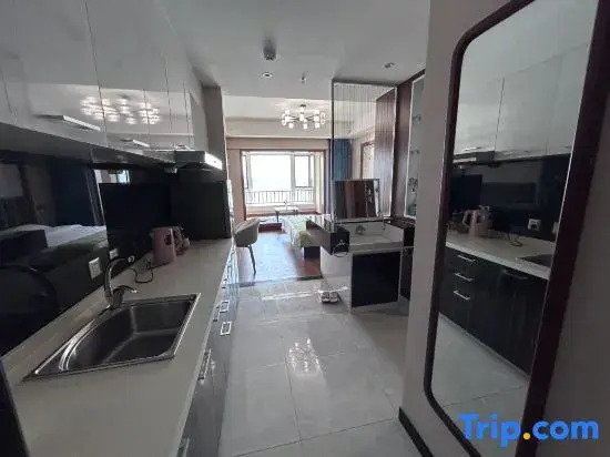 Haimi Preferred Scenic Apartment (Shibei Bay Dream Water Park)