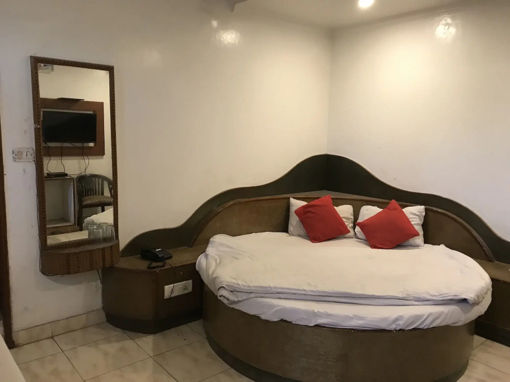 Hotel Rachna Tourist Inn