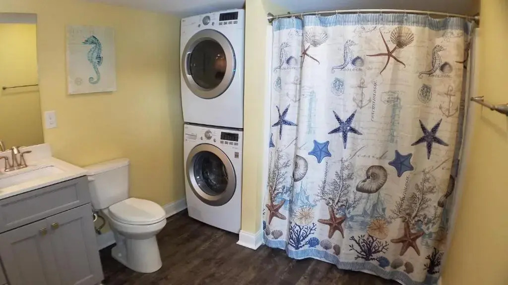 Put-in-Bay Waterfront Condo #110