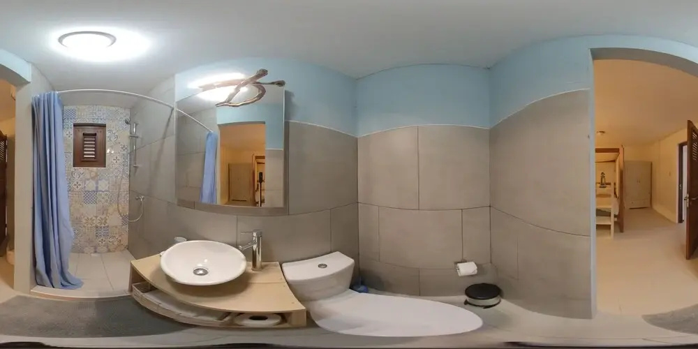 Beautiful Villa with pool near the beach for groups