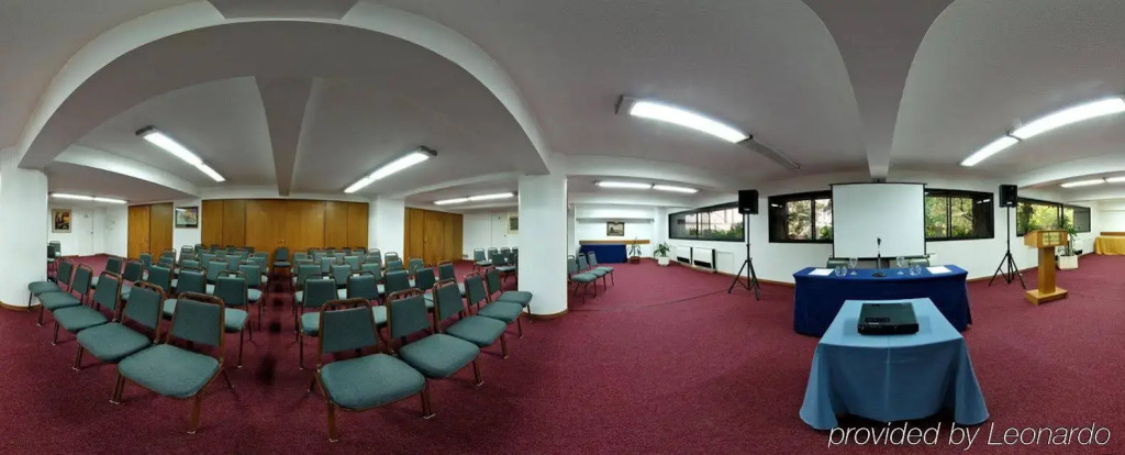 BALMORAL PLAZA Hotel