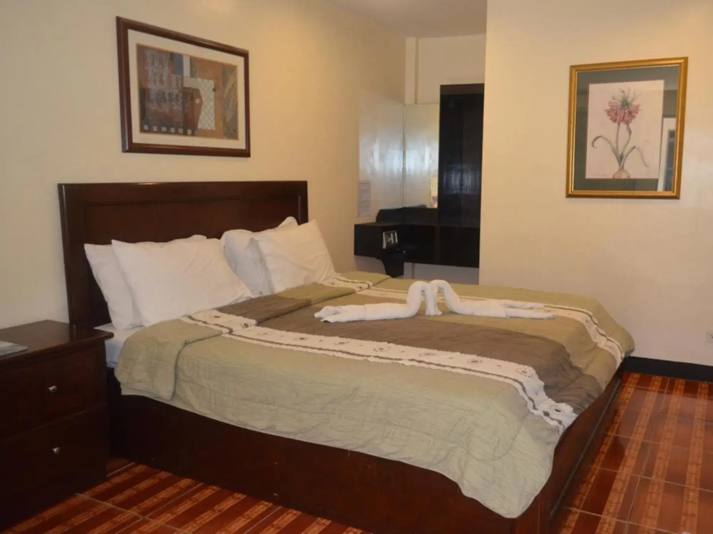 Amanente'z Beach Front Resort