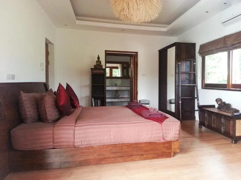 Tropical Season Villa Resort