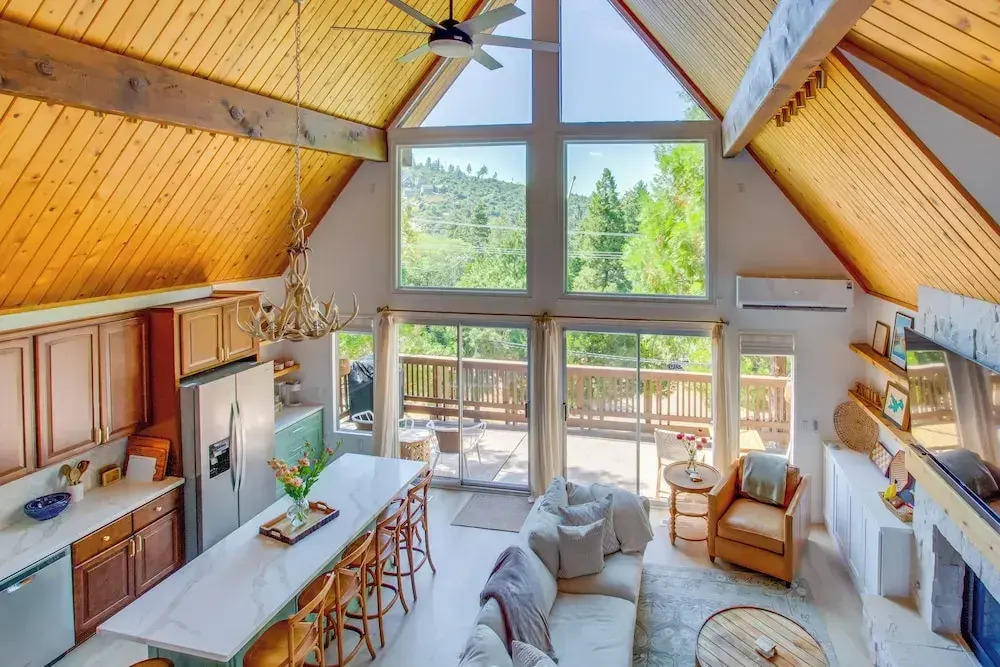Designer A-frame in Lake Arrowhead w/ Game Room