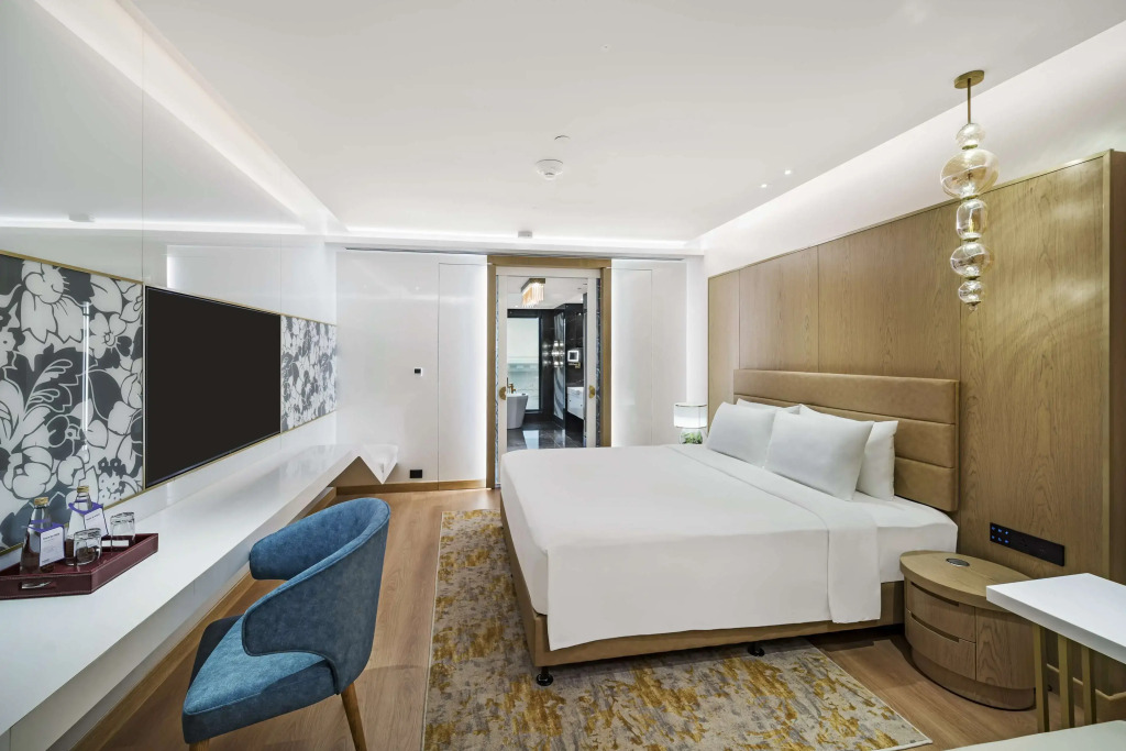 Radisson Blu Hotel Chennai City Centre