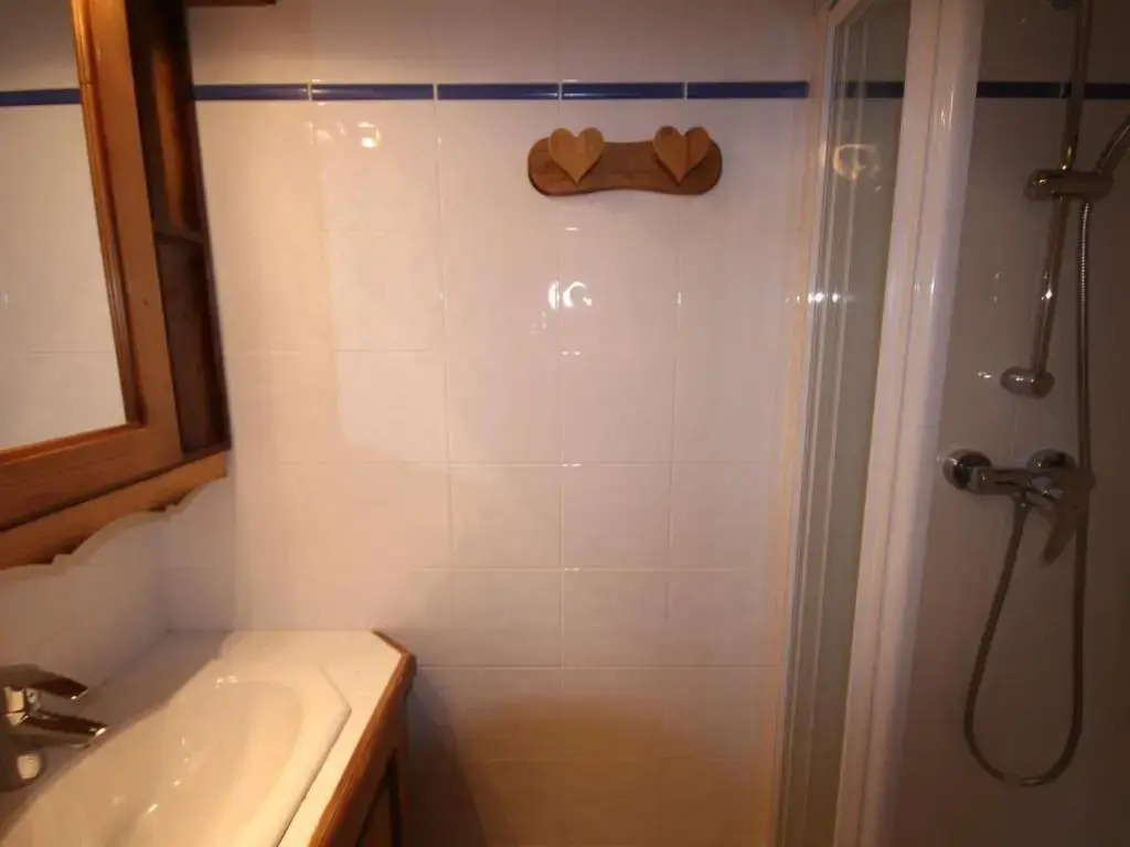 Appartement Villard-sur-Doron, 4 pièces, 10 personnes - FR-1-293-57