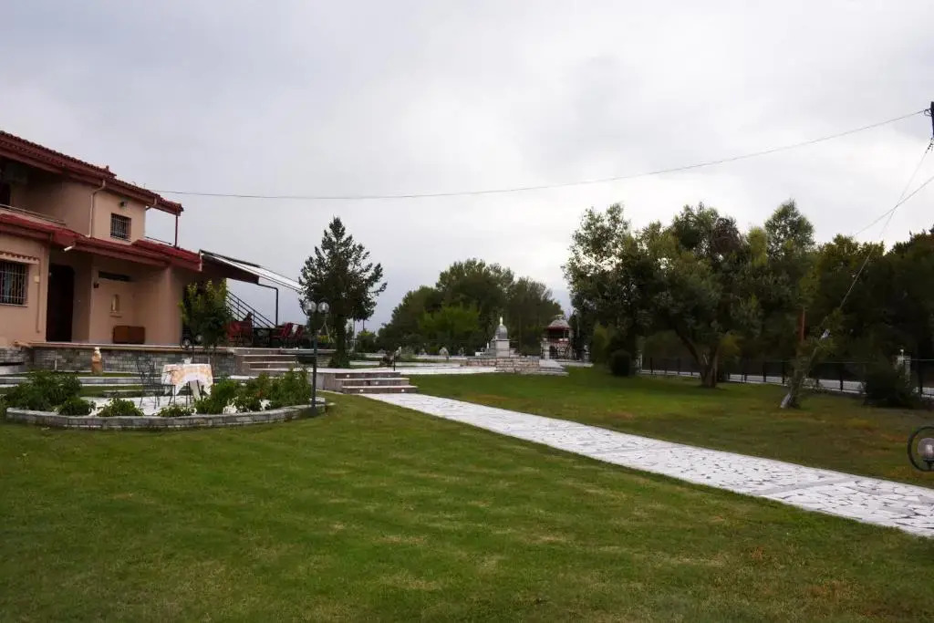 Alesta Apartment
