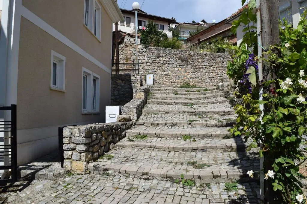 Apartment and Studio Damjan