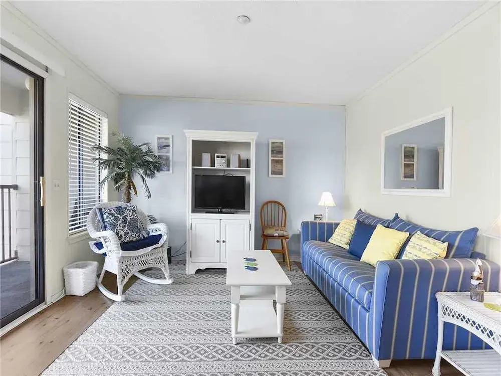 Beach & Tennis Admirals Row 226 - Two Bedroom Condo