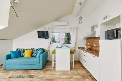Bayview Studio Apartment