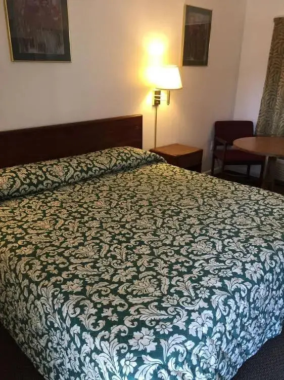 Woodridge Motel