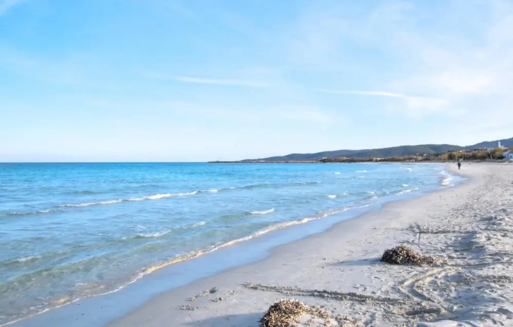 Stunning Home in San Teodoro With Wifi and 2 Bedrooms