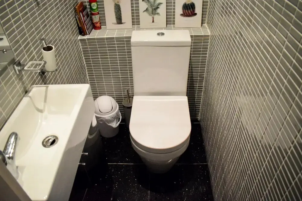 2 Bedroom House in Bow With Garden
