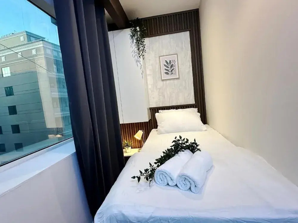 Dreamy Partition Room in Barsha1
