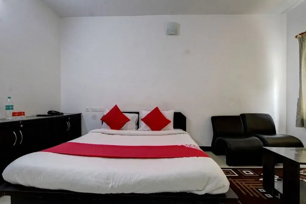 Oyo 46168 Sky Hotels