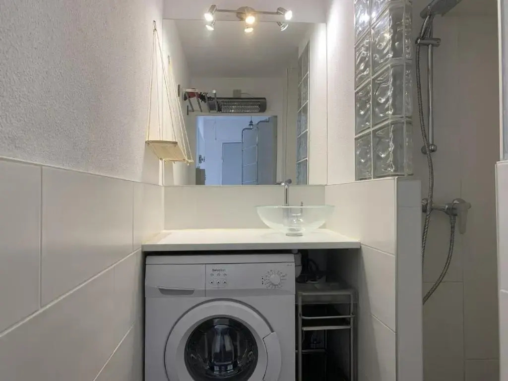 Appartement Sète, 2 pièces, 4 personnes - FR-1-338-369