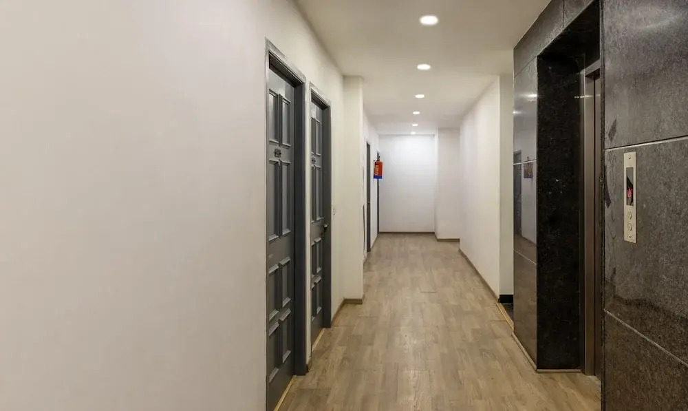 Treebo Treetops Inn - Anna Nagar