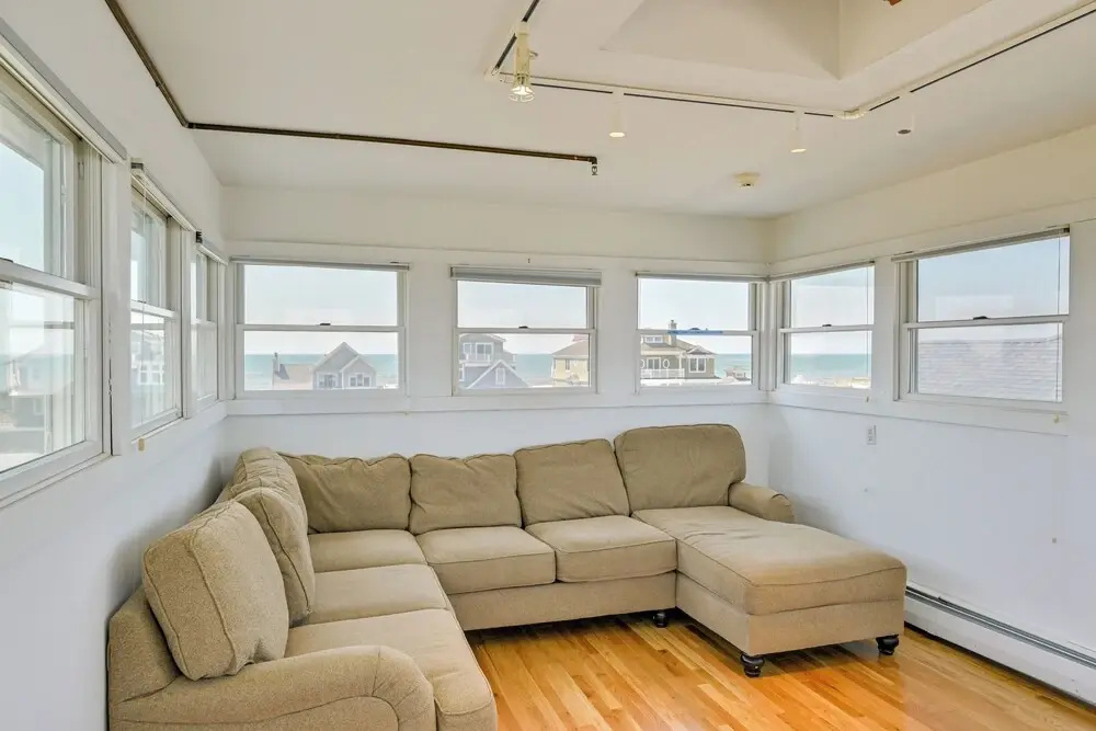 Waterfront Westhampton Haven: Private Beach