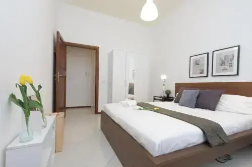 Central San Lorenzo Apartment