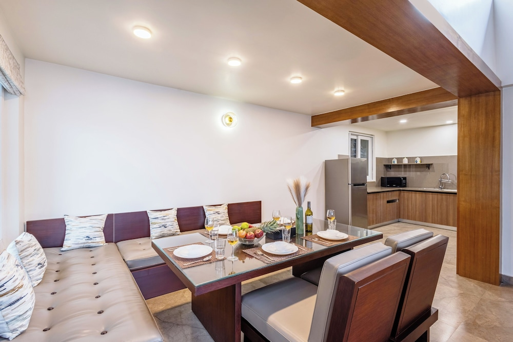 ELIVAAS Antarmann Casa Ember 2BHK