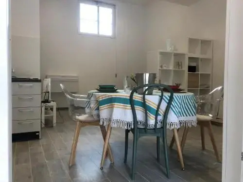 Flat 1 Bedroom 1 Bathroom - Varazze