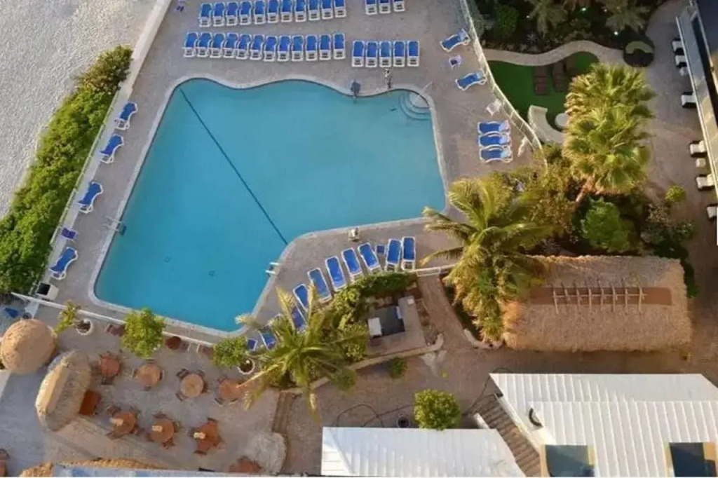 Ocean Manor Beach Resort