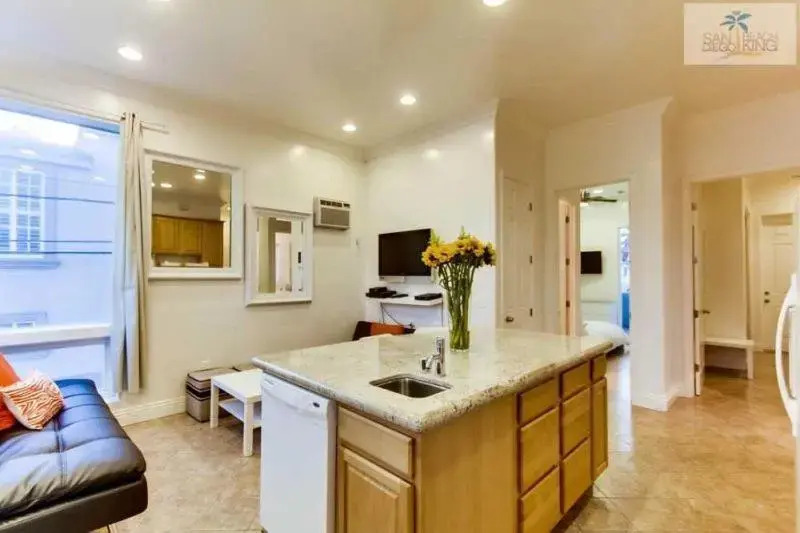 200-Surf Stars Penthouse