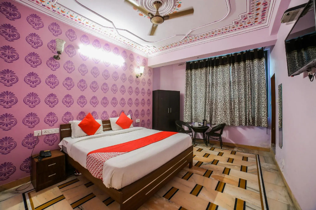 Collection O 36316 Hotel White Palace