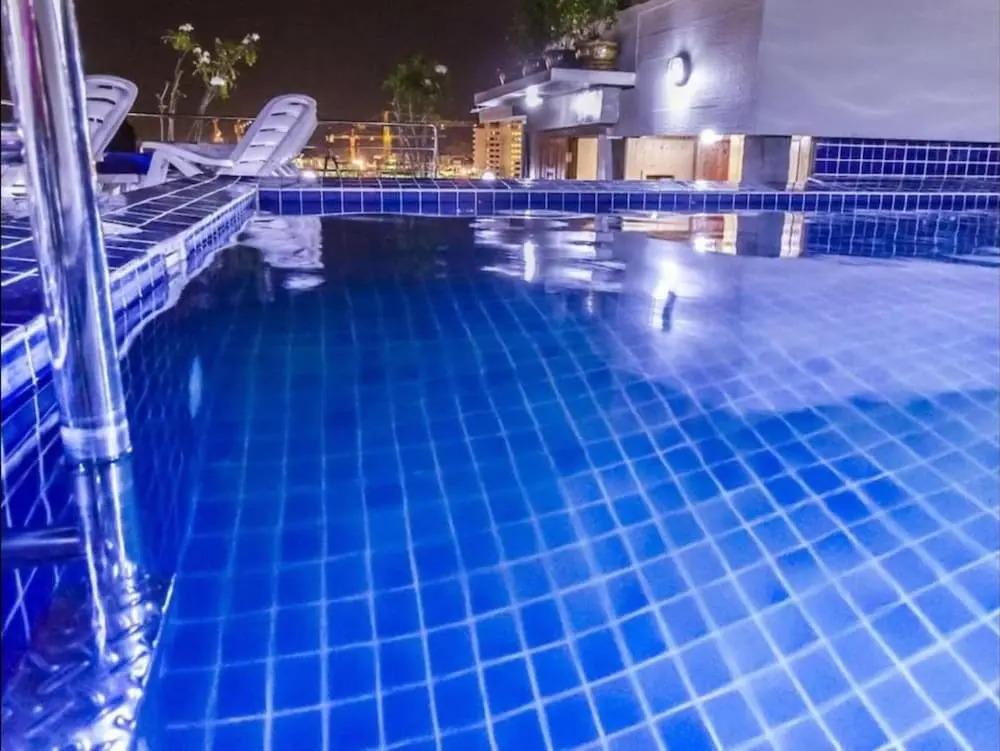 OYO Dynasty Hotel