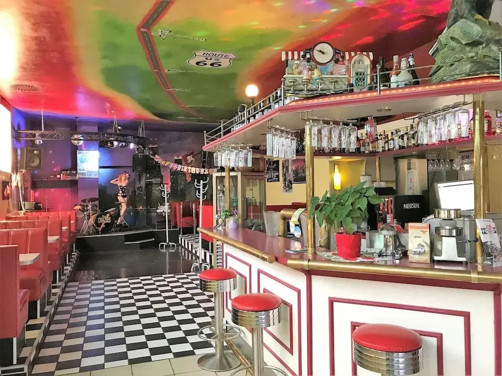 Hotel Route 84
