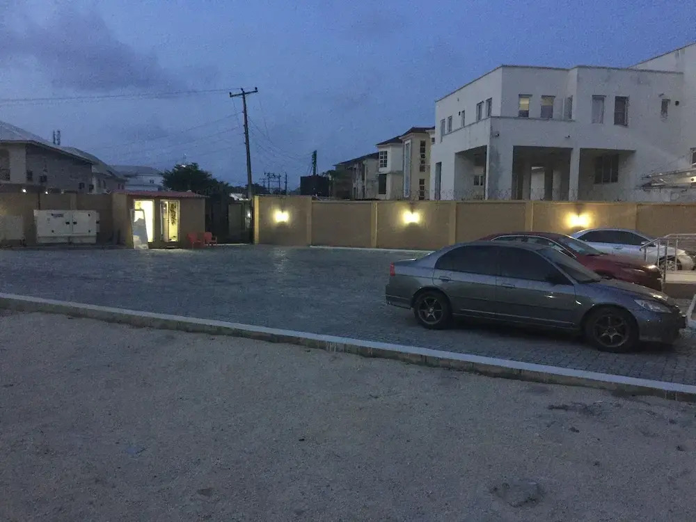 Nigus House