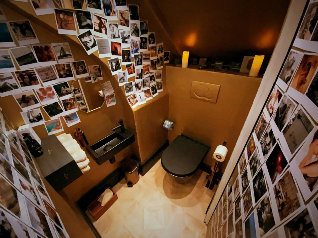 CoCo Paradiso suite - DJ booth, bar, cinema, terrace, bathtub, kingsize bed